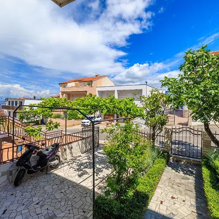 Apartman Antonia Crikvenica Exterior photo